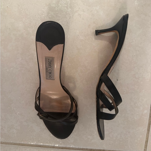 Jimmy Choo Black Heels Elegant Design - Picture 4 of 4